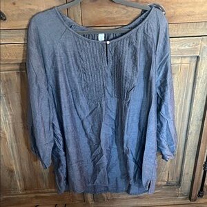 3/$12 Bundle and Save- Old Navy Women's Navy Blouse